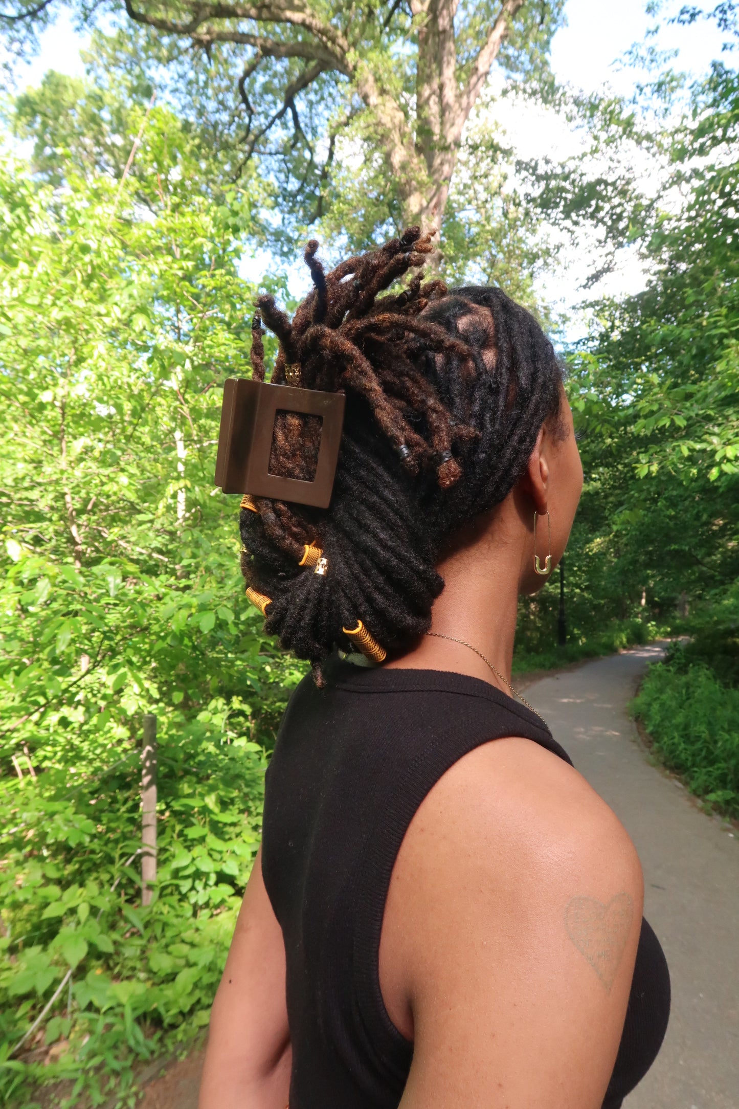 Brown SEMI Claw Clip