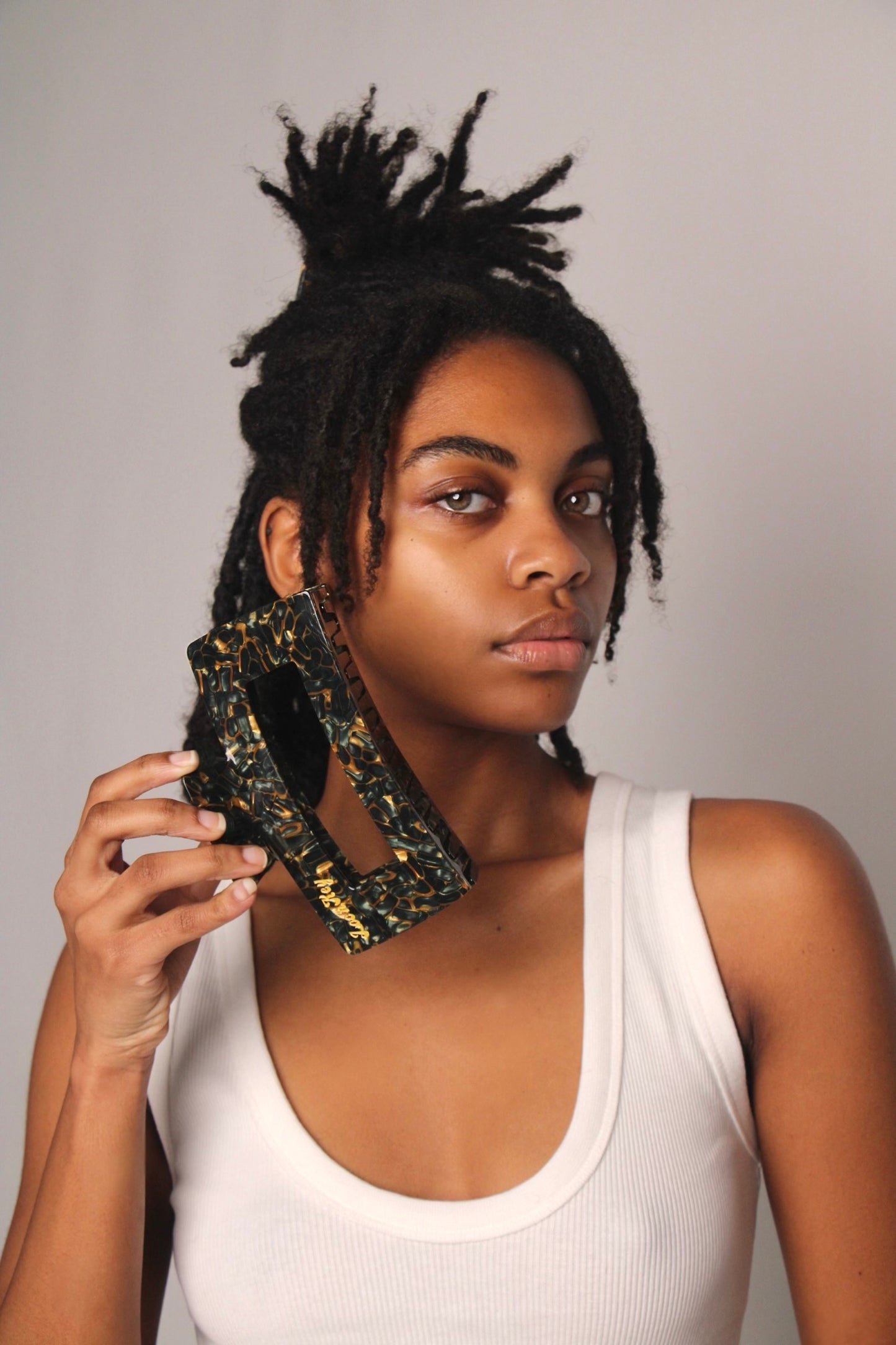 World’s Biggest Claw Clip